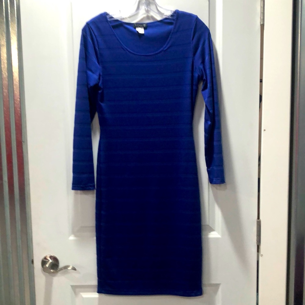 Long sleeve dress